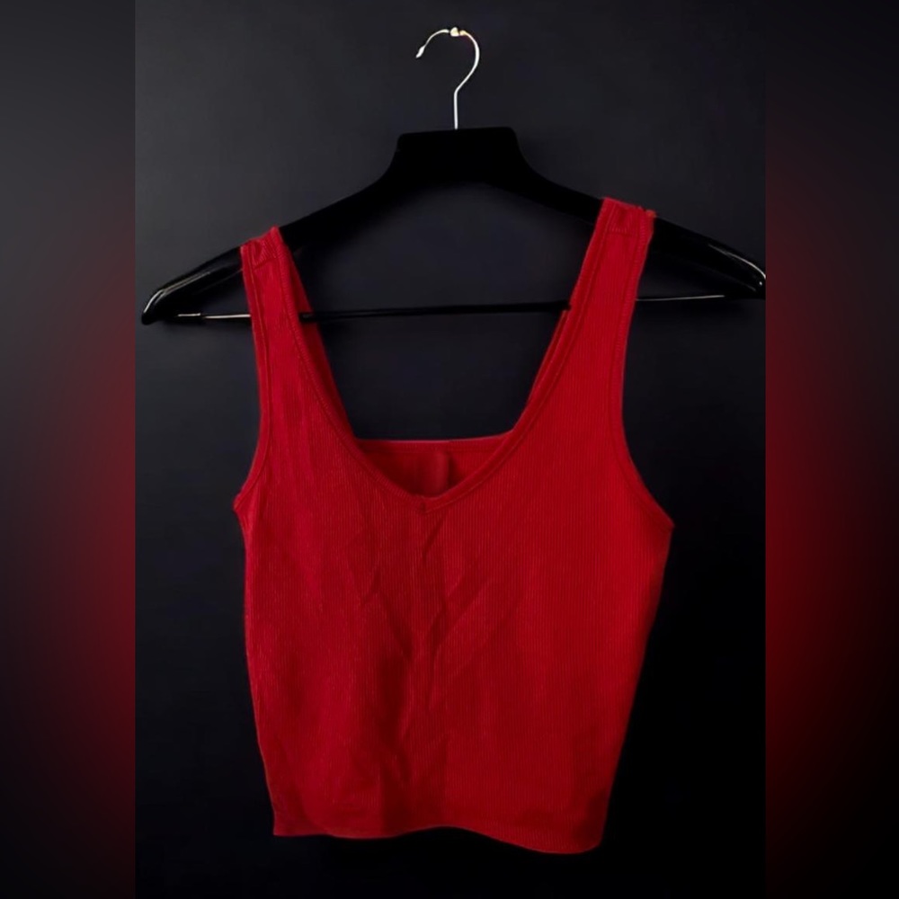 red ribbed crop top